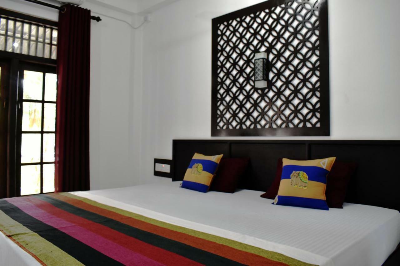 Myr-O Homestay Kombichankulama Exterior foto